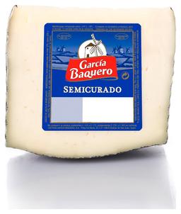 Queso semicurado García Baquero cuña 405g