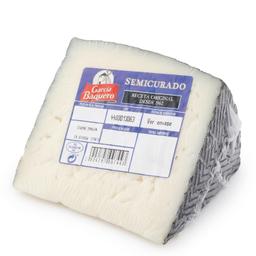 Queso semicurado mezcla García Baquero cuña 1/8, 420 g aprox