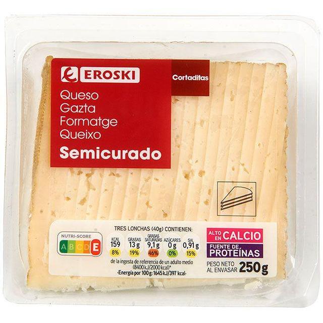 Queso cortado mezcla semicurado eroski, cuña 250 g