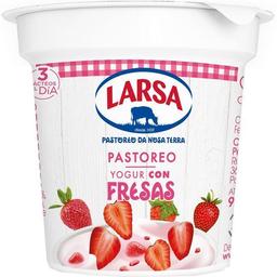 Yogur con fresas larsa, tarrina 125 g